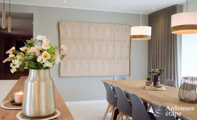 Comfortabele vakantievilla voor 14 in Limbourg, Ardennen