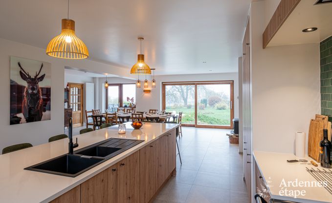 Gezinsvriendelijk vakantiehuis in Malmedy voor 14 personen met kachel, biljart en grote priv�tuin