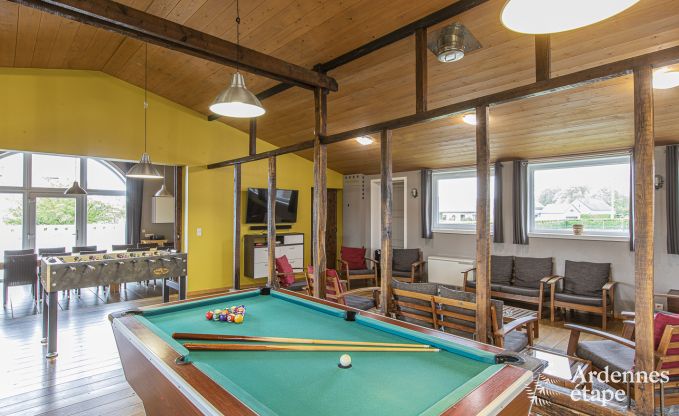 Ruimte en vermaak in een luxueus vakantiehuis voor 20 pers in Malmedy
