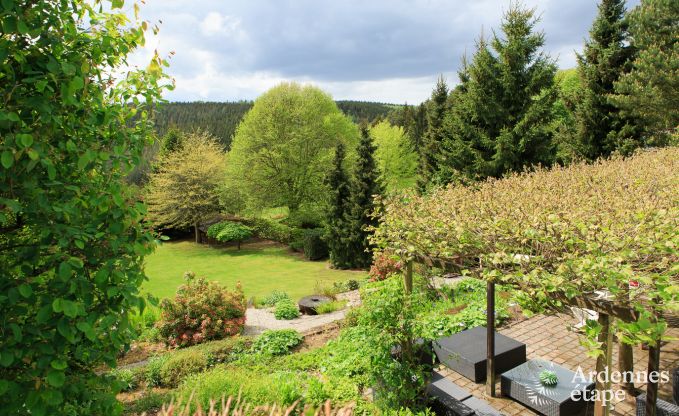 Ruim vakantiehuis voor 8 personen in Malmedy met 4 slaapkamers, sauna, open haard en privtuin