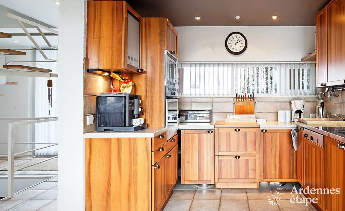 Ruim vakantiehuis voor 8 personen in Malmedy met 4 slaapkamers, sauna, open haard en privtuin