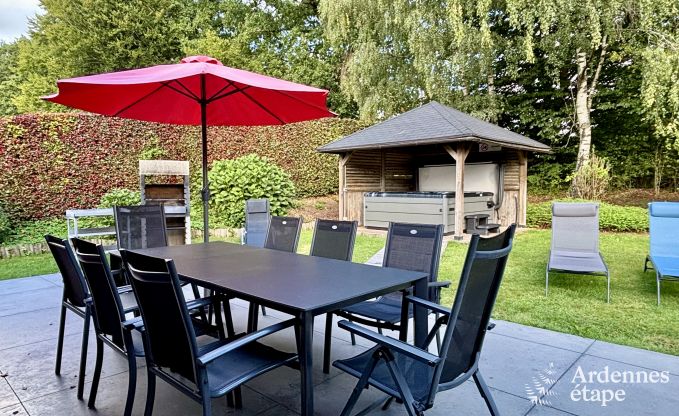 Vakantiehuis met jacuzzi, sauna, spelen en mooi uitzicht op de hoogten van Malmedy voor 6/8 personen in de Ardennen