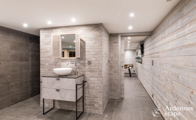 Vakantiehuis met jacuzzi, sauna, spelen en mooi uitzicht op de hoogten van Malmedy voor 6/8 personen in de Ardennen