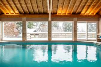 Vakantiehuis voor 22 personen met binnenzwembad en sauna in Malmedy