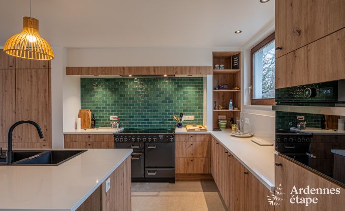 Gezinsvriendelijk vakantiehuis in Malmedy voor 14 personen met kachel, biljart en grote priv�tuin