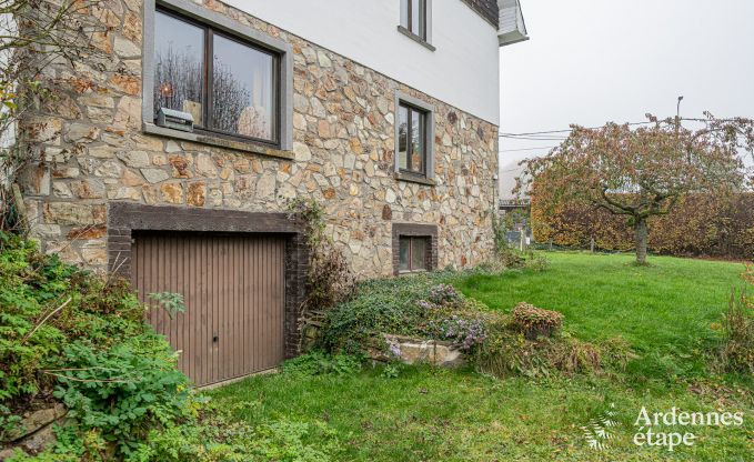 Gezinsvriendelijk vakantiehuis in Malmedy voor 14 personen met kachel, biljart en grote priv�tuin