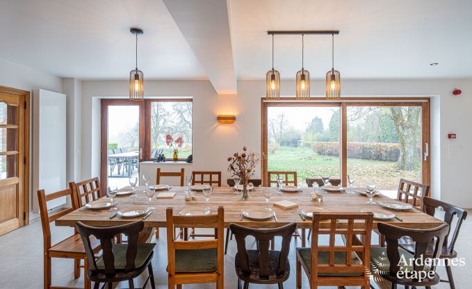 Gezinsvriendelijk vakantiehuis in Malmedy voor 14 personen met kachel, biljart en grote priv�tuin