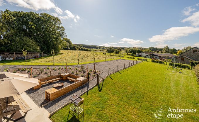 Ruime vakantiewoning in Manhay voor 15 personen met moderne faciliteiten in de Ardennen