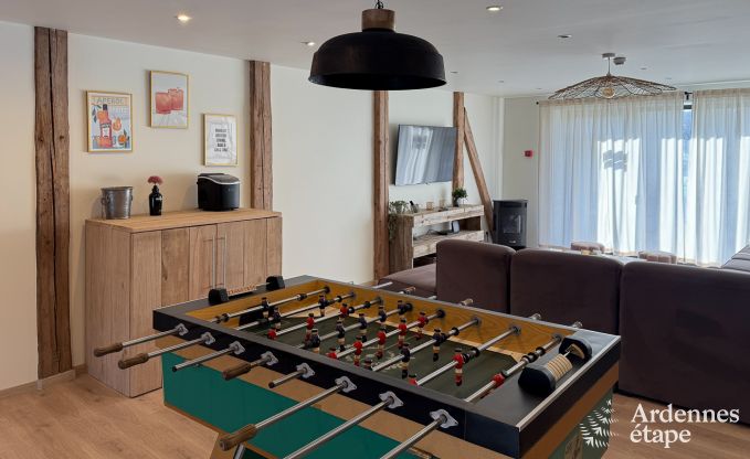 Ruime vakantiewoning in Manhay voor 15 personen met moderne faciliteiten in de Ardennen