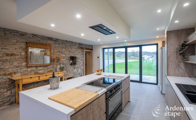 Ruime vakantiewoning in Manhay voor 15 personen met moderne faciliteiten in de Ardennen