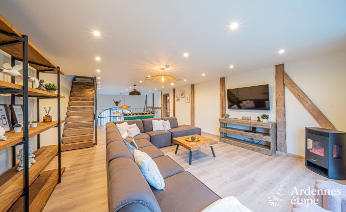 Ruime vakantiewoning in Manhay voor 15 personen met moderne faciliteiten in de Ardennen