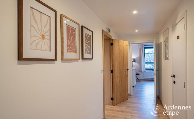 Ruime vakantiewoning in Manhay voor 15 personen met moderne faciliteiten in de Ardennen