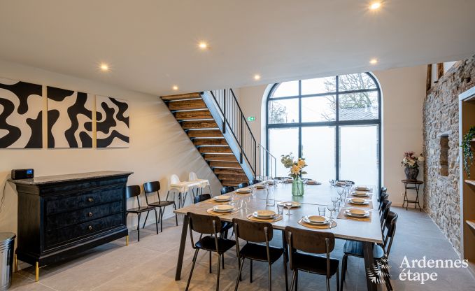 Ruime vakantiewoning in Manhay voor 15 personen met moderne faciliteiten in de Ardennen