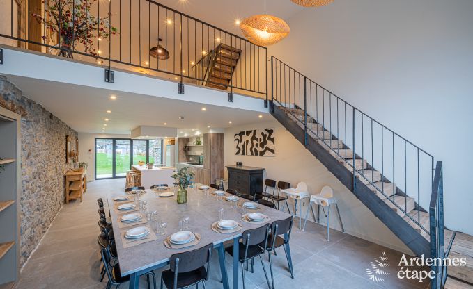 Ruime vakantiewoning in Manhay voor 15 personen met moderne faciliteiten in de Ardennen