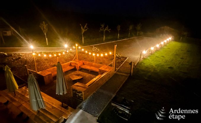 Ruime vakantiewoning in Manhay voor 15 personen met moderne faciliteiten in de Ardennen