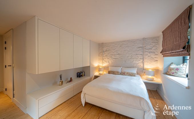 Charmant en stijlvol boerderijtje voor 14 personen en 2 honden in Manhay