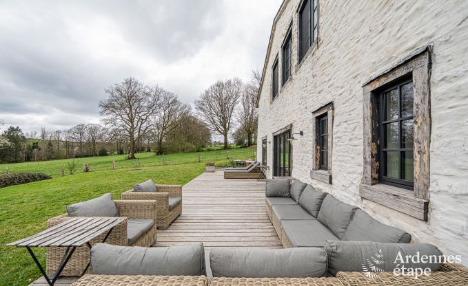 Charmant en stijlvol boerderijtje voor 14 personen en 2 honden in Manhay