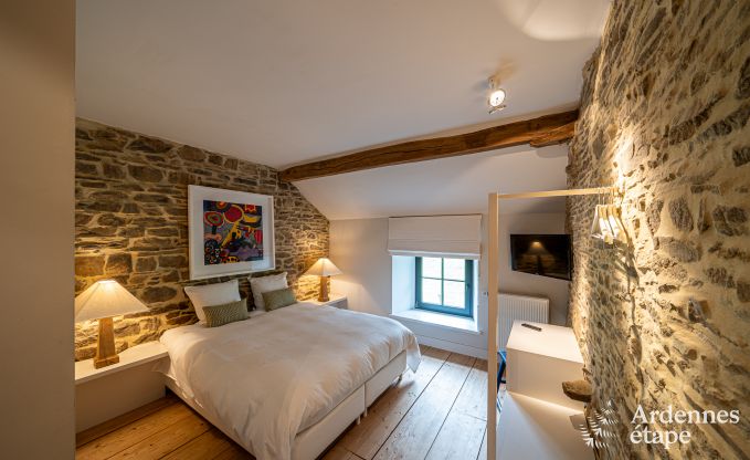 Charmant en stijlvol boerderijtje voor 14 personen en 2 honden in Manhay