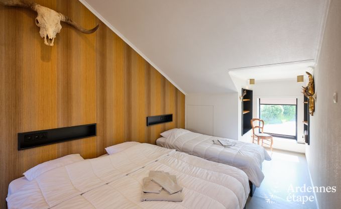 Vakantiehuis in Manhay voor 20 personen met 7 slaapkamers, eigen discotheek en bioscoop