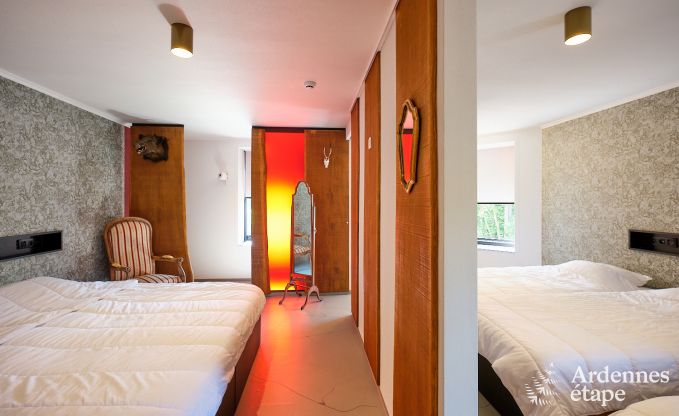 Vakantiehuis in Manhay voor 20 personen met 7 slaapkamers, eigen discotheek en bioscoop