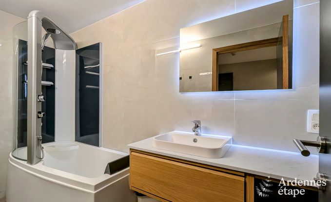 Ruim vakantiehuis voor 30 personen in Manhay, Ardennen