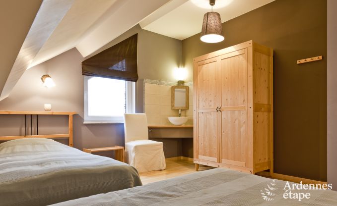 Zeer comfortabel vakantiehuis met voor 13 personen te huur in Manhay