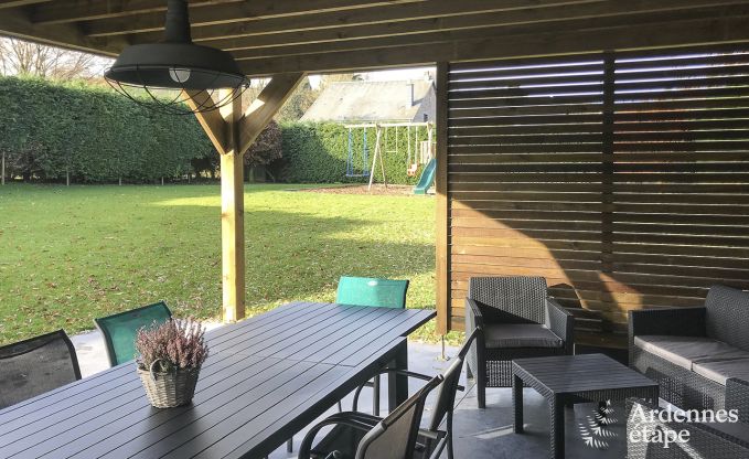 Knus vakantiehuis met tuin voor 9 personen in Manhay (Ardennen)