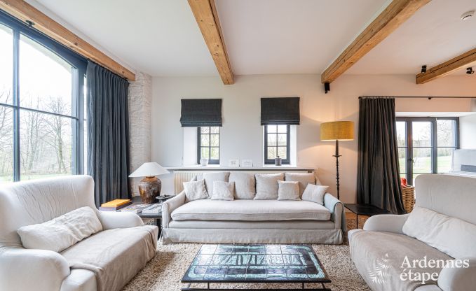 Charmant en stijlvol boerderijtje voor 14 personen en 2 honden in Manhay