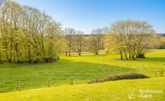 Charmant en stijlvol boerderijtje voor 14 personen en 2 honden in Manhay