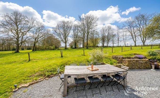 Charmant en stijlvol boerderijtje voor 14 personen en 2 honden in Manhay