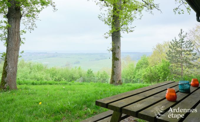 Houten chalet voor 6 personen te midden van de natuur in Marche-en-Famenne, Ardennen