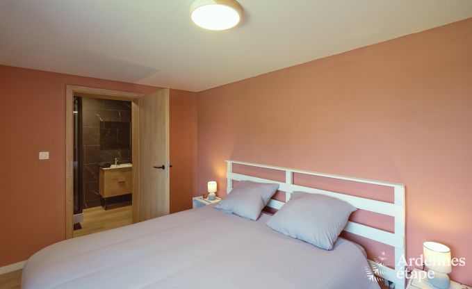 Villa in Marche-en-Famenne voor 28 personen met 11 slaapkamers, binnenzwembad en sauna