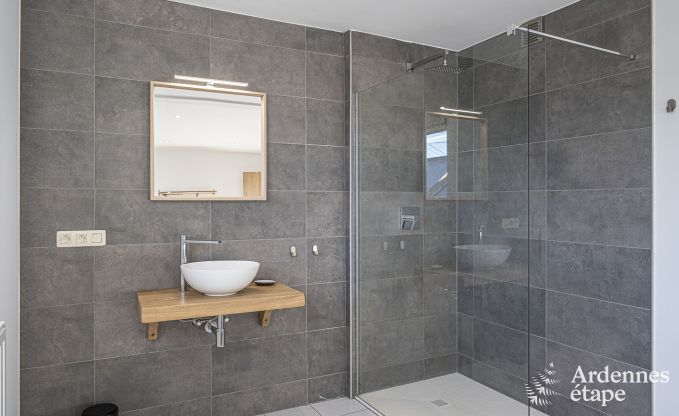 Cottage in Mardesous voor 12/13 personen in de Ardennen