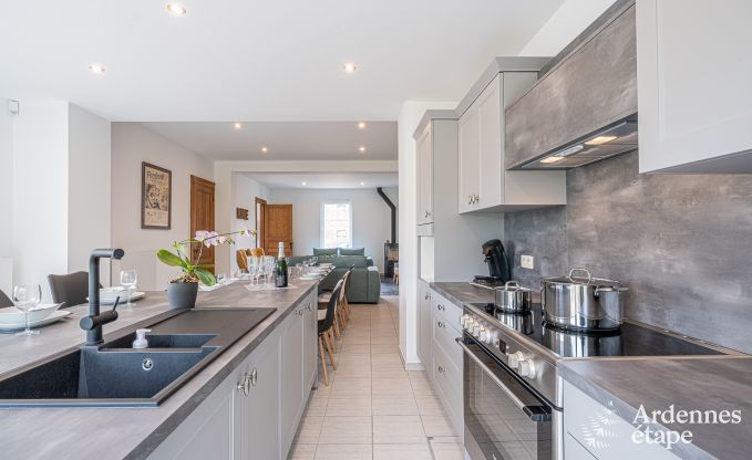 Cottage in Mardesous voor 18 personen in de Ardennen