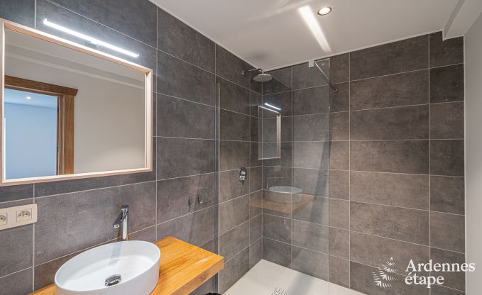 Cottage in Mardesous voor 18 personen in de Ardennen