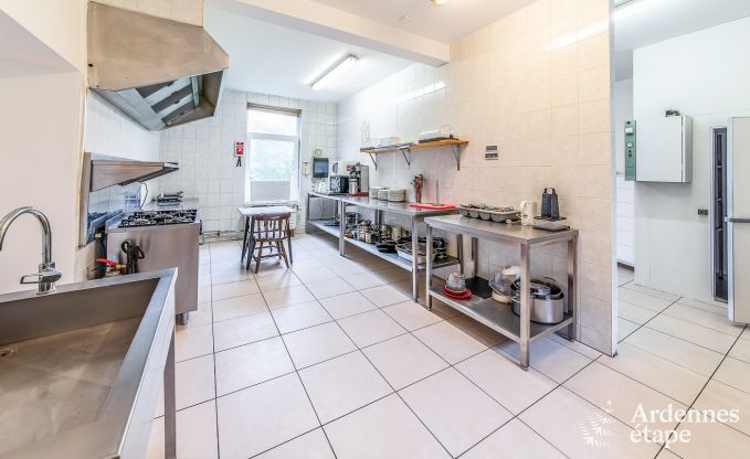 Ruime vakantiewoning in Maredsous in de Ardennen: Comfort en vermaak voor 29 personen
