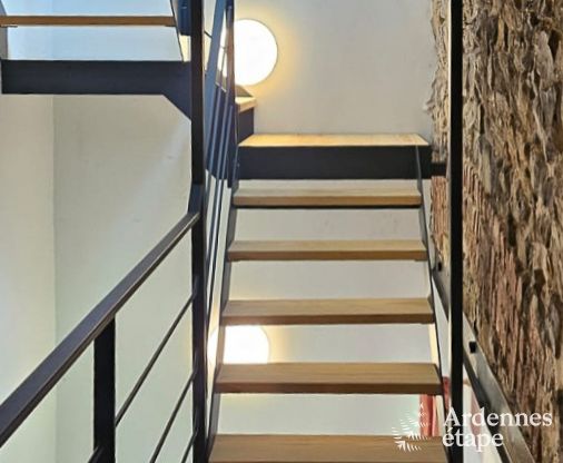 Vakantiewoning voor 41 personen met 22 slaapkamers aan het water in de Ardennen, nabij Maredsous