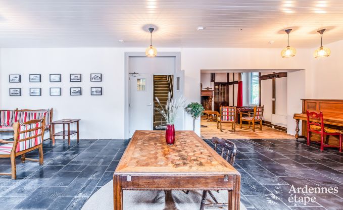 Ruime vakantiewoning in Maredsous in de Ardennen: Comfort en vermaak voor 29 personen