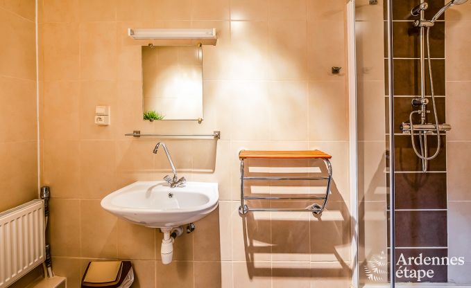 Ruime vakantiewoning in Maredsous in de Ardennen: Comfort en vermaak voor 29 personen