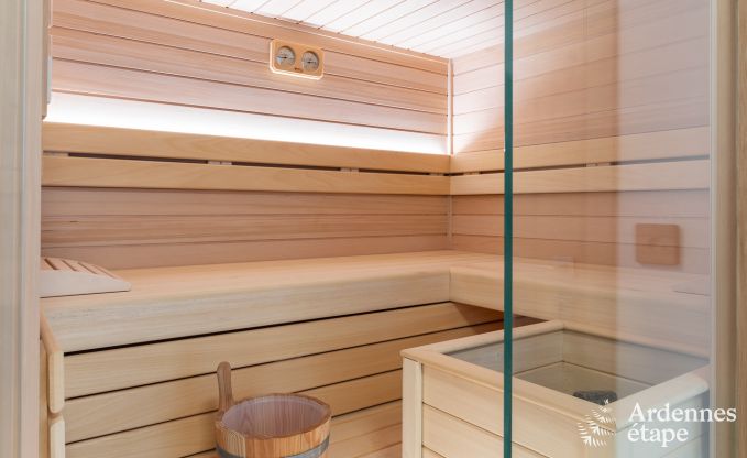 Luxueuze vakantiewoning voor 4 personen met zwembad in Maredsous