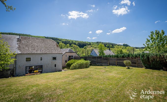 Rolstoeltoegankelijke vakantiewoning in Martelange voor 9 personen met priv�tuin