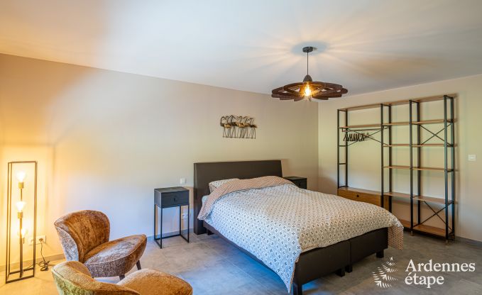 Rolstoeltoegankelijke vakantiewoning in Martelange voor 9 personen met priv�tuin