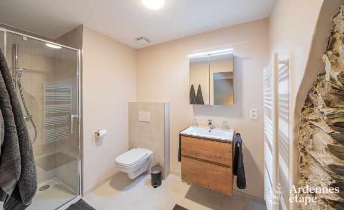 Rolstoeltoegankelijke vakantiewoning in Martelange voor 9 personen met priv�tuin