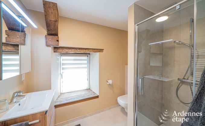 Rolstoeltoegankelijke vakantiewoning in Martelange voor 9 personen met priv�tuin