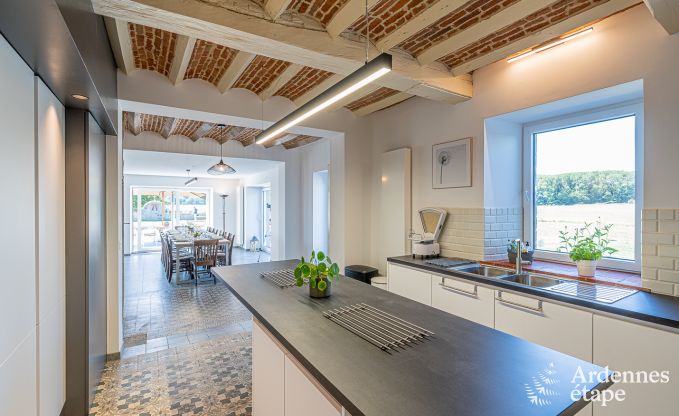 Vakantiehuis in Moustier-en-Fagne voor 14 in de Franse  Ardennen