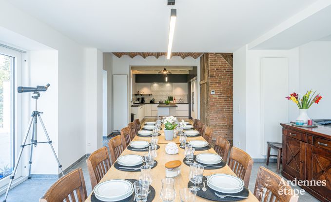 Vakantiehuis in Moustier-en-Fagne voor 14 in de Franse  Ardennen