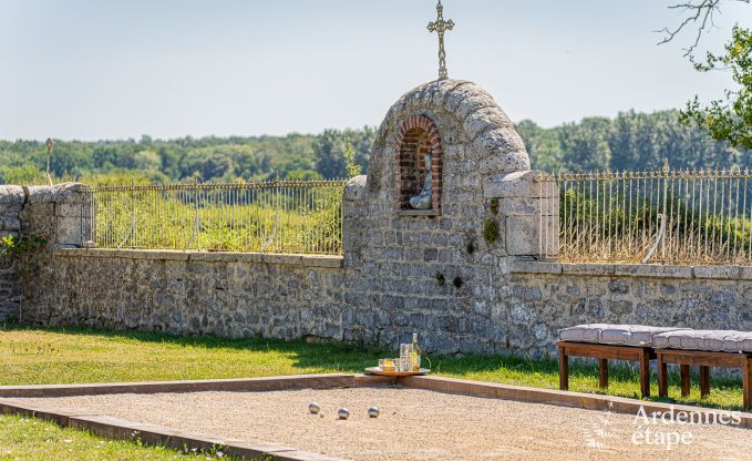 Vakantiehuis in Moustier-en-Fagne voor 14 in de Franse  Ardennen