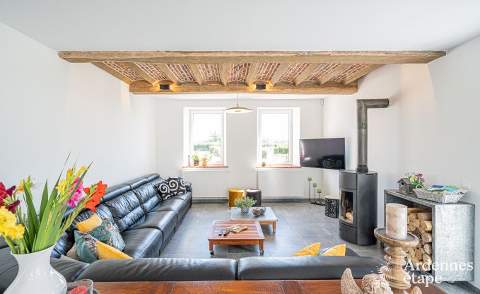 Vakantiehuis in Moustier-en-Fagne voor 14 in de Franse  Ardennen