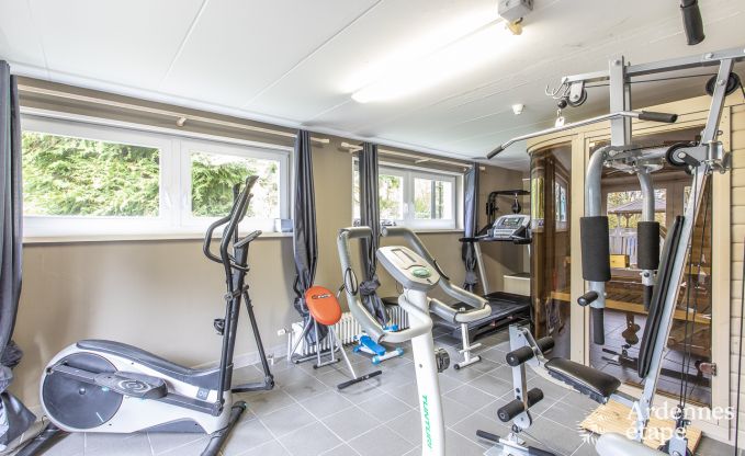 Vakantie midden in de natuur in de Ardennen: ruime villa in Houffalize (Nadrin) voor 28 personen met talrijke voorzieningen en diensten, huisdieren welkom