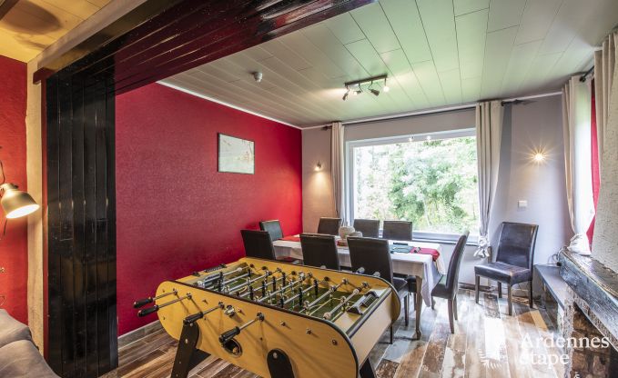 Vakantie midden in de natuur in de Ardennen: ruime villa in Houffalize (Nadrin) voor 28 personen met talrijke voorzieningen en diensten, huisdieren welkom